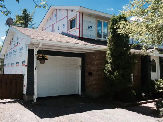 Vinyl Siding in Progress