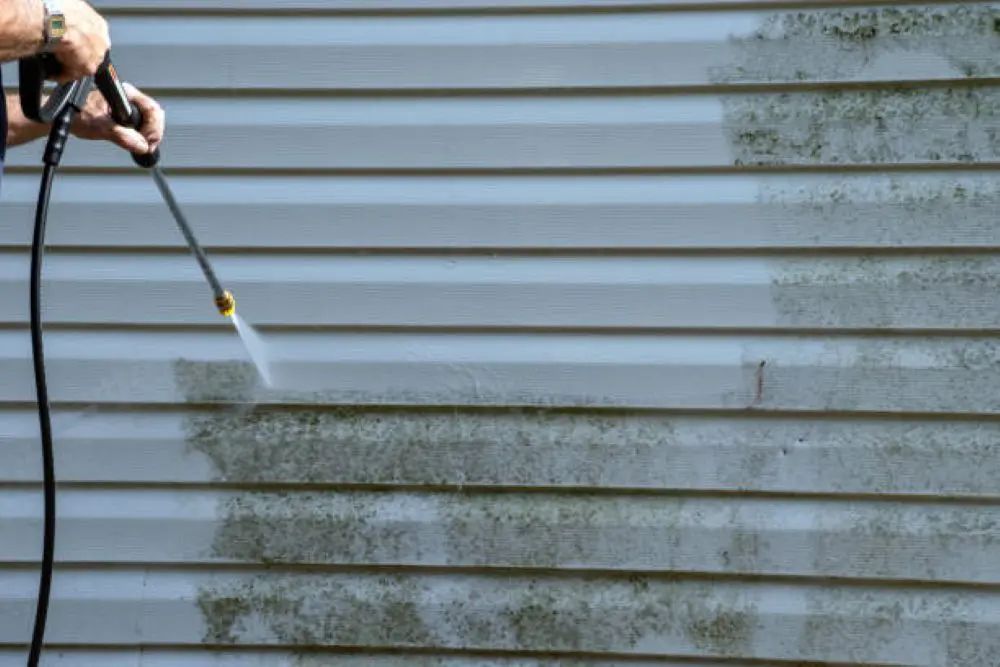 how to clean siding